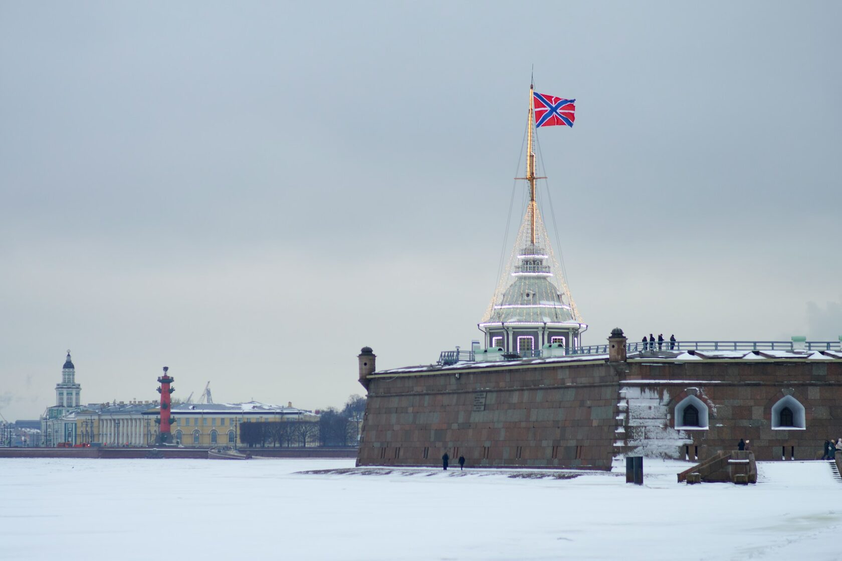 Петропавловская крепость, река Нева, Россия, Санкт-Петербург, Петроградский район
