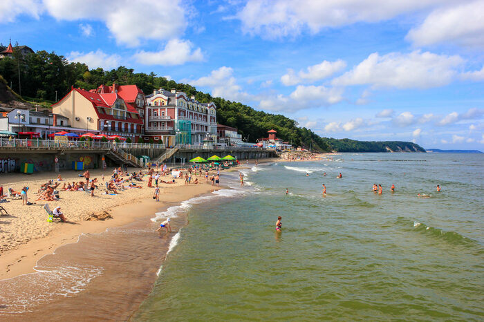 Оживленный пляж в Светлогорске