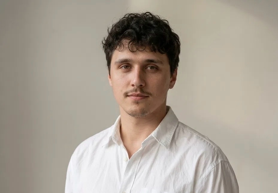 Данис, дизайнер UX/UI