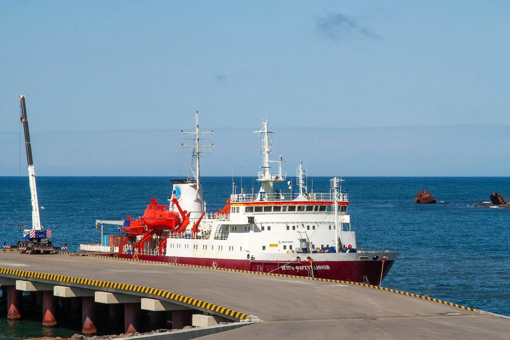 Волшебное кольцо: Отправление из морского порта Курильск (Китовое) на Кунашир в 14:00