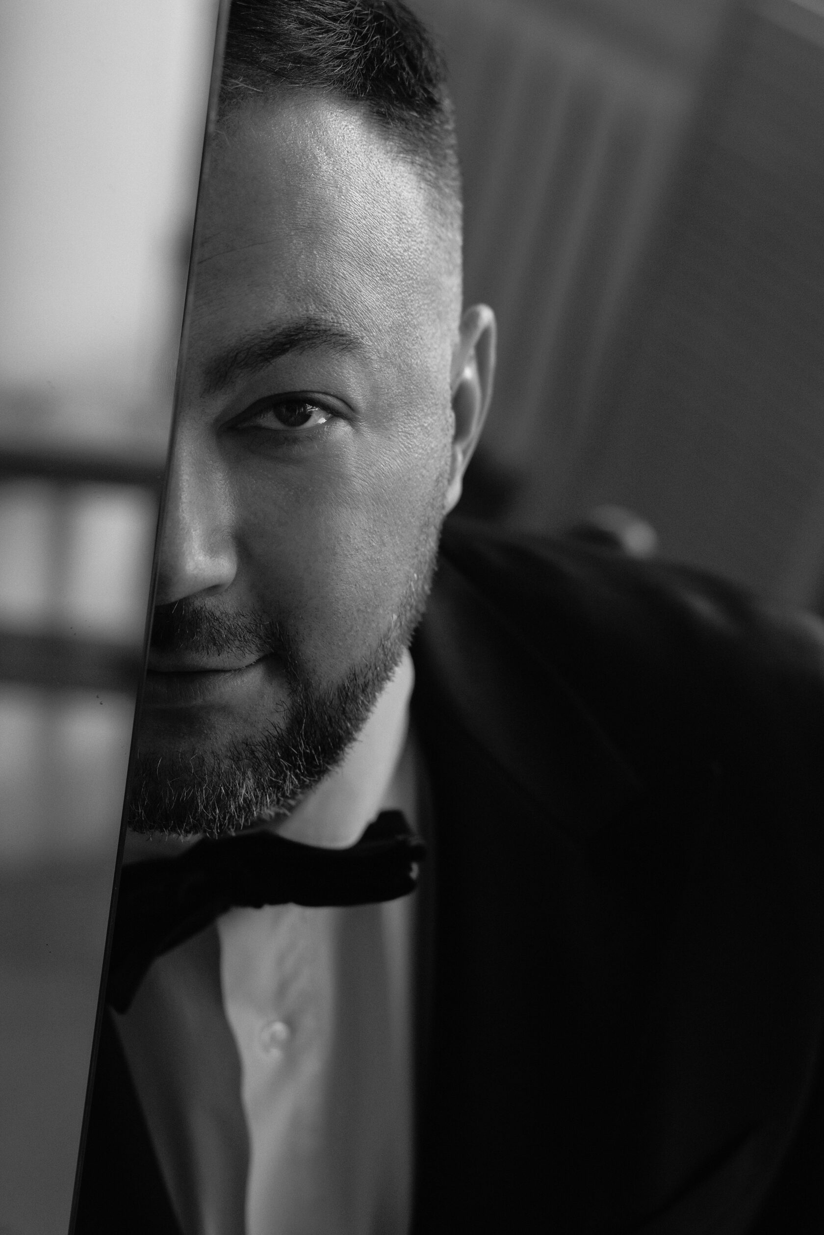 Дмитрий Фурсов. Ведущий.