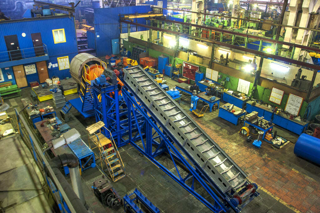 Цех завода «Труд»