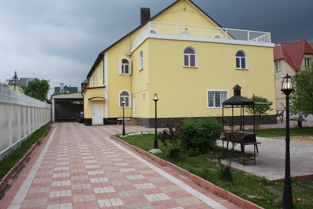 большая московская 11/11 великий новгород. казань хостел 64. 1. большая 64. ул.