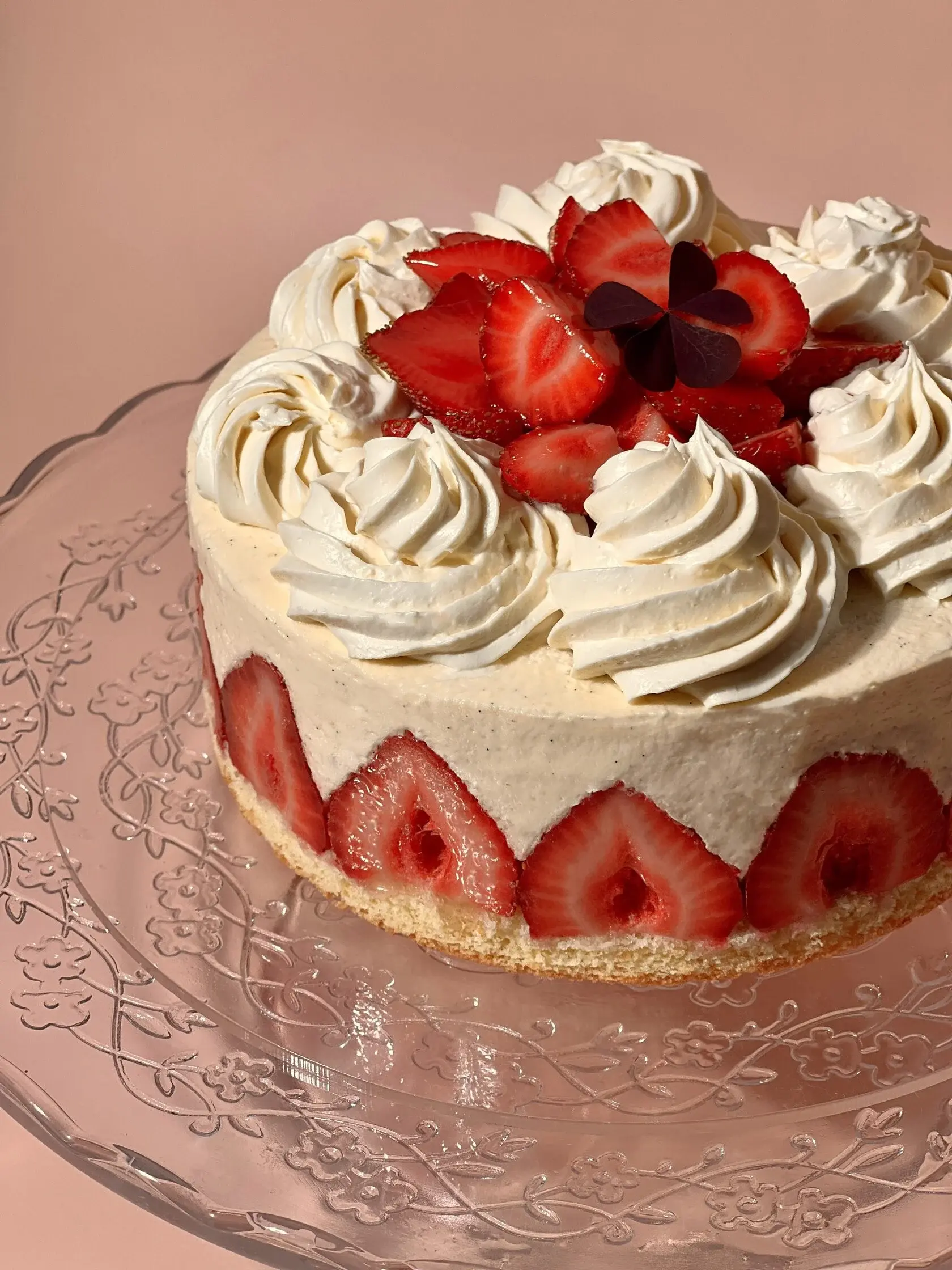 Торт Фрезье купить в Москве с доставкой FromLovePastry