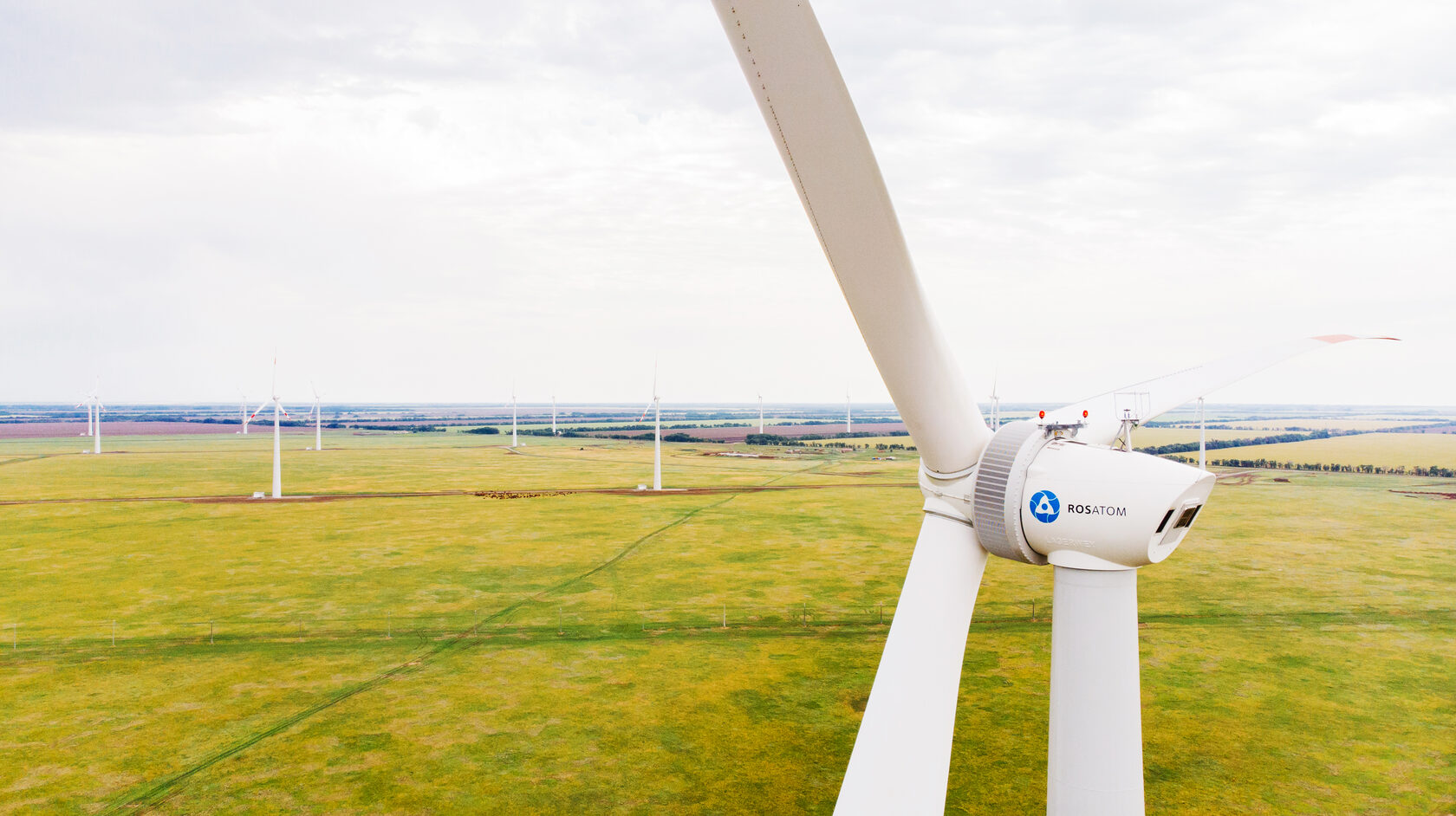 Адыгейская ветровая электростанция (вэс). Адыгейская вэс новавинд. Looker 1100. Росатом ветряные электростанции. Адыгейская ветровая электростанция (вэс).