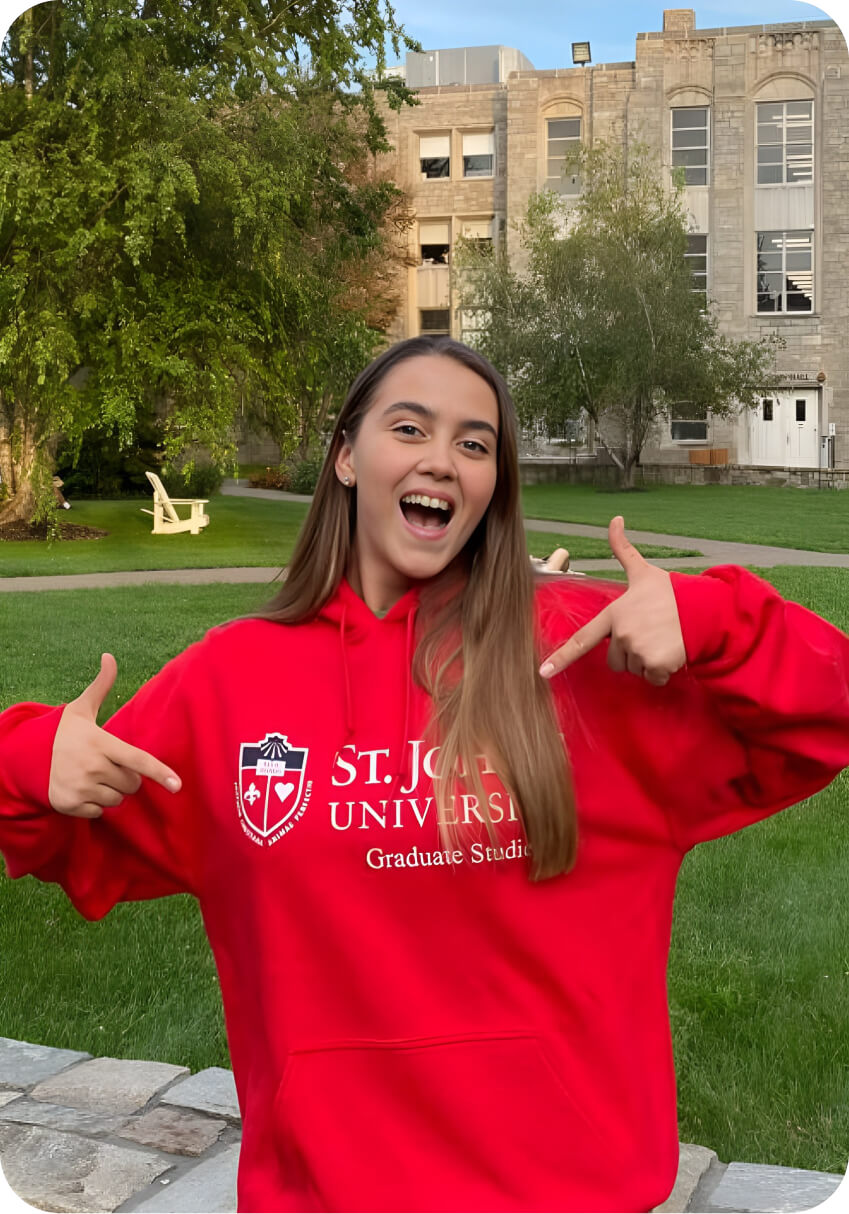 обучение в St Johns University в Нью Йорке