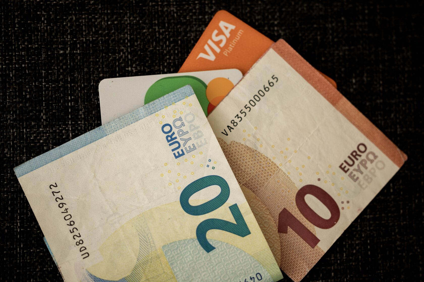 malta currency before euro, does malta use the euro, malta currency, currency in malta, what currency does malta use