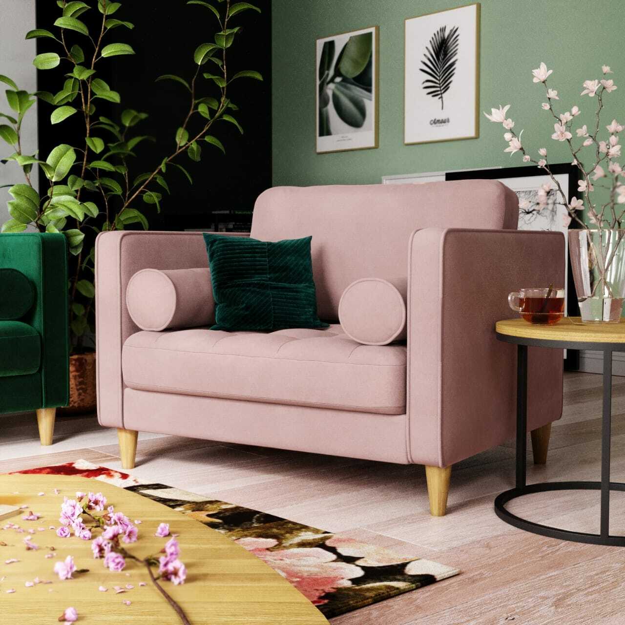 Розовые стены зеленый диван