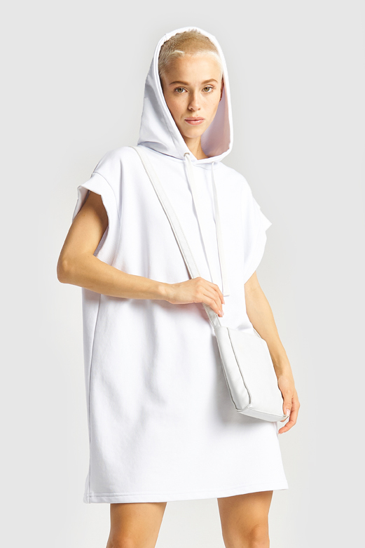 Пошив футболок с капюшоном на заказ оптом в Москве