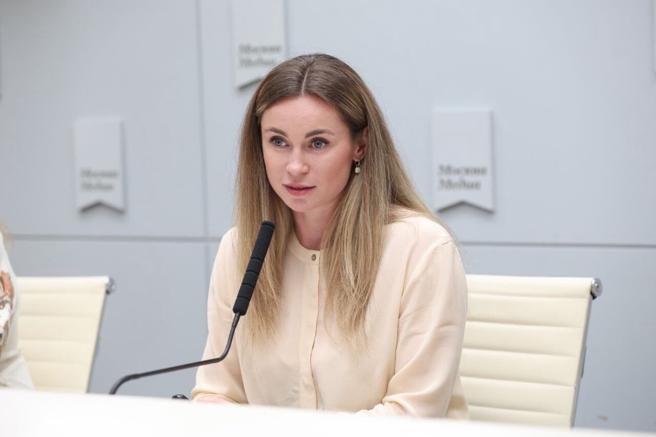 Средняя доля регистраций прав детей в Москве составляет 5%