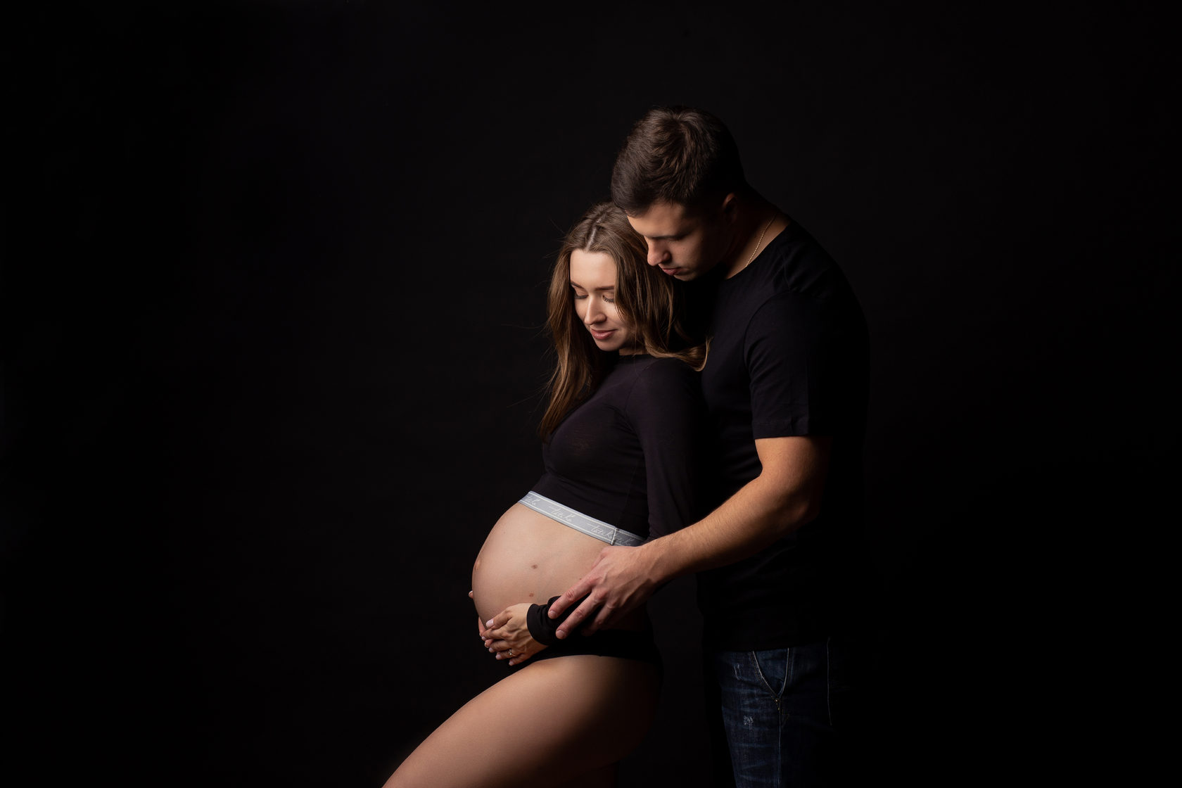 Съемка беременной с мужем