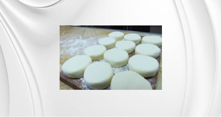 Приготовление идеальных сырников из творога с мукой: шаг 5