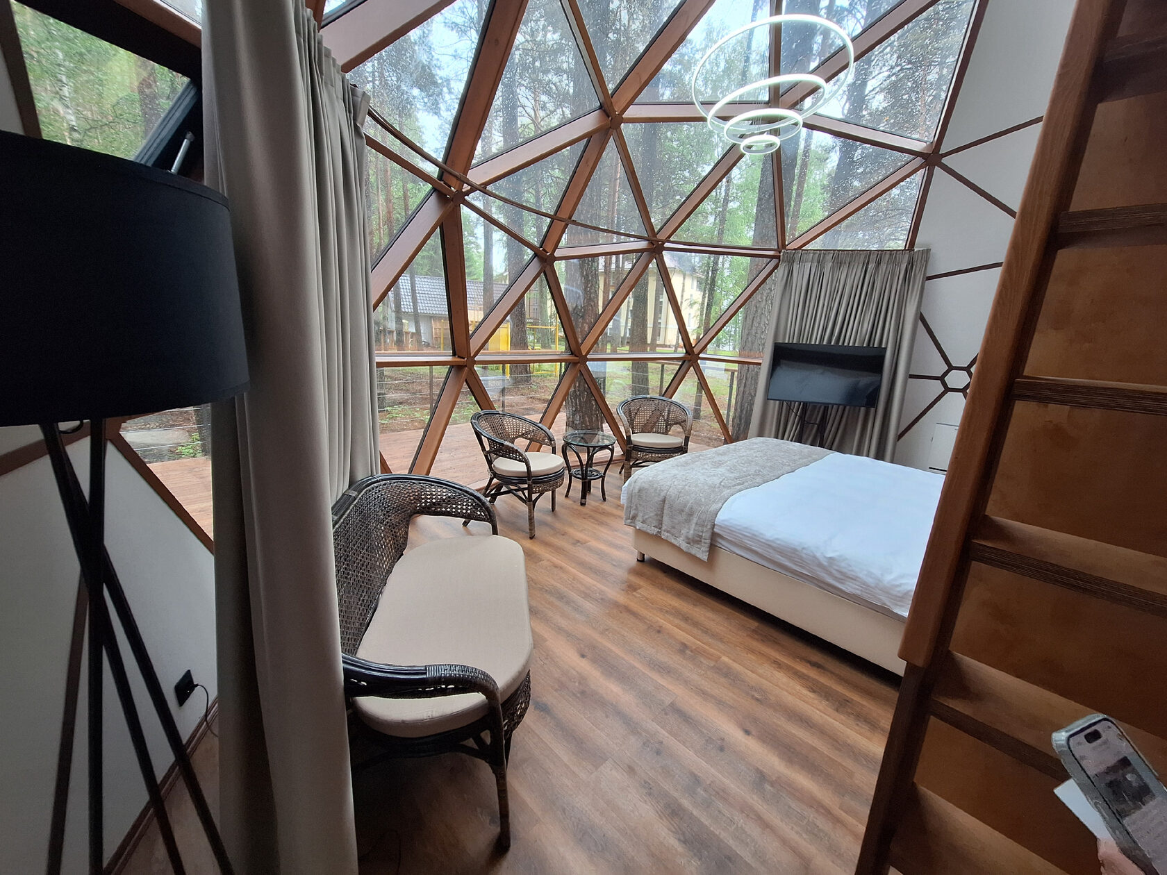 Интерьер купольного дома