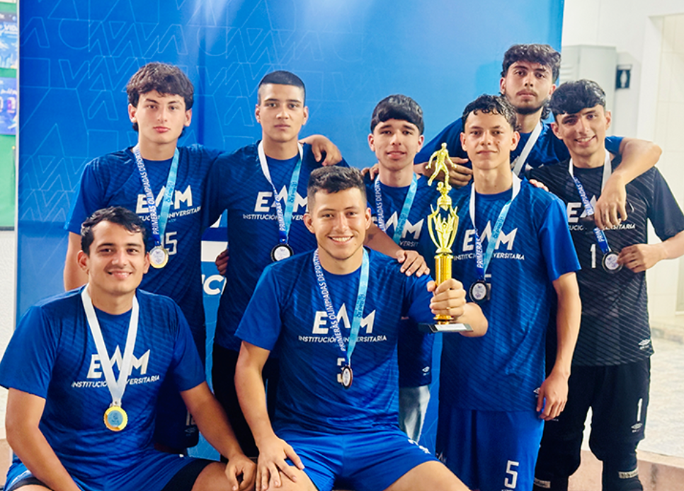 Equipo de fútbol sala de la EAM campeón en las I Olimpiadas deportivas REDIQ