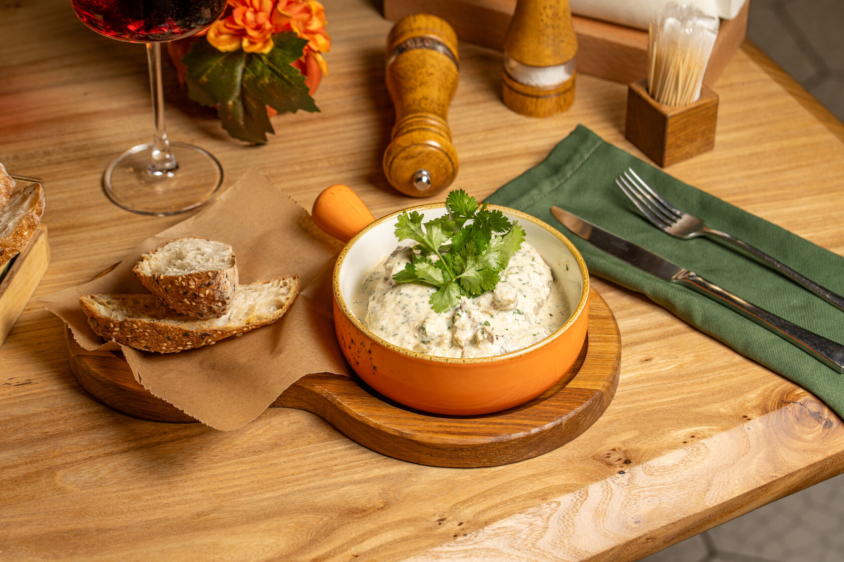 Сациви с курицей в ореховом соусе