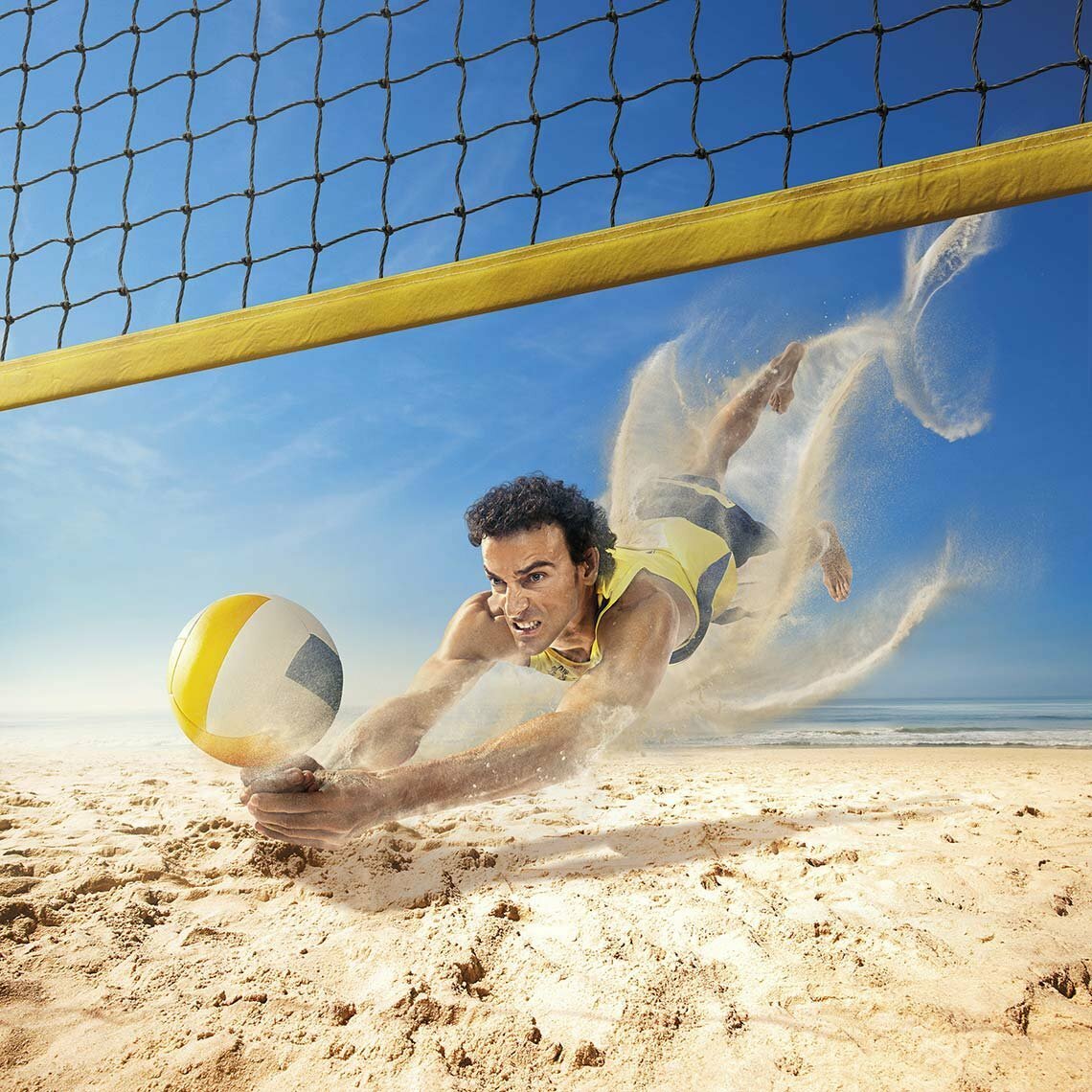 Увлекаюсь футболом и волейболом. Пляжный волейбол. Волейбол на пляже. Красивый волейбол.