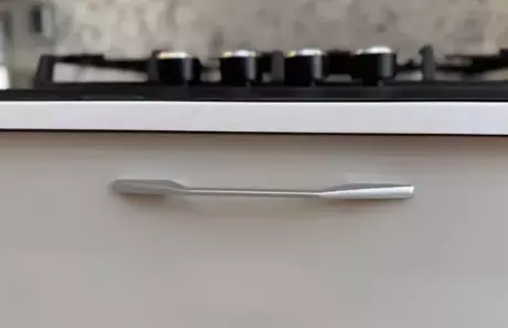 Современная кухня в цвете Серый Кашемир фото 11