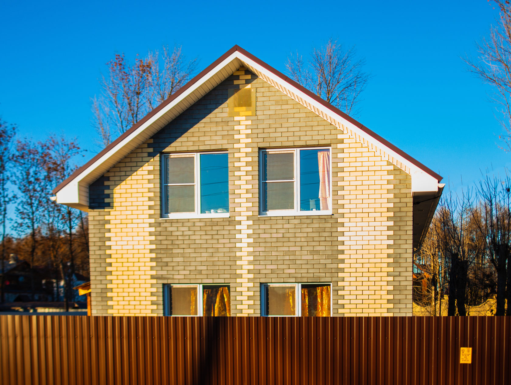 Дома из бруса 8x11 в Ярославле и Ярославской области: проекты для строительства 