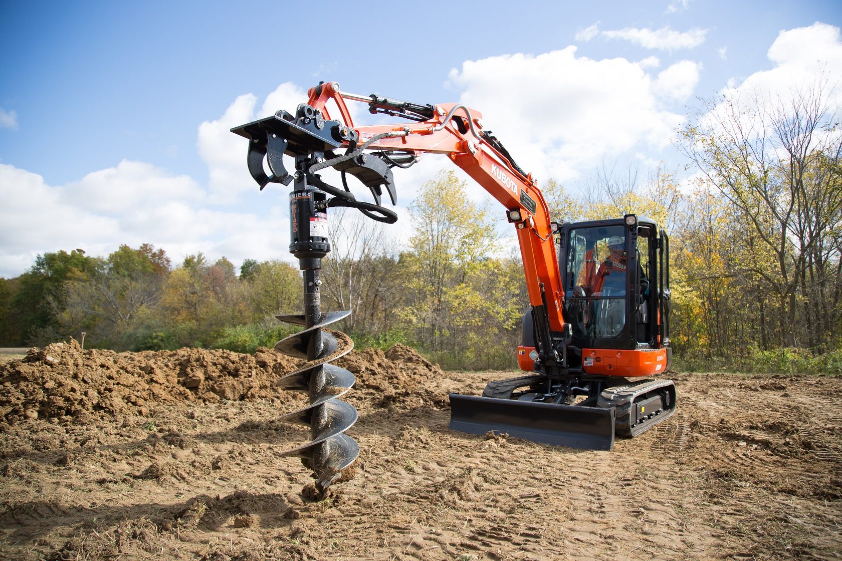 Ямобур. Ямобур для экскаватора Хитачи u30. Мини экскаватор Hitachi zx50u-3f. Hitachi 50 гидромолот гусеничный. Hitachi ZX 50 гидромолот гусеничный.