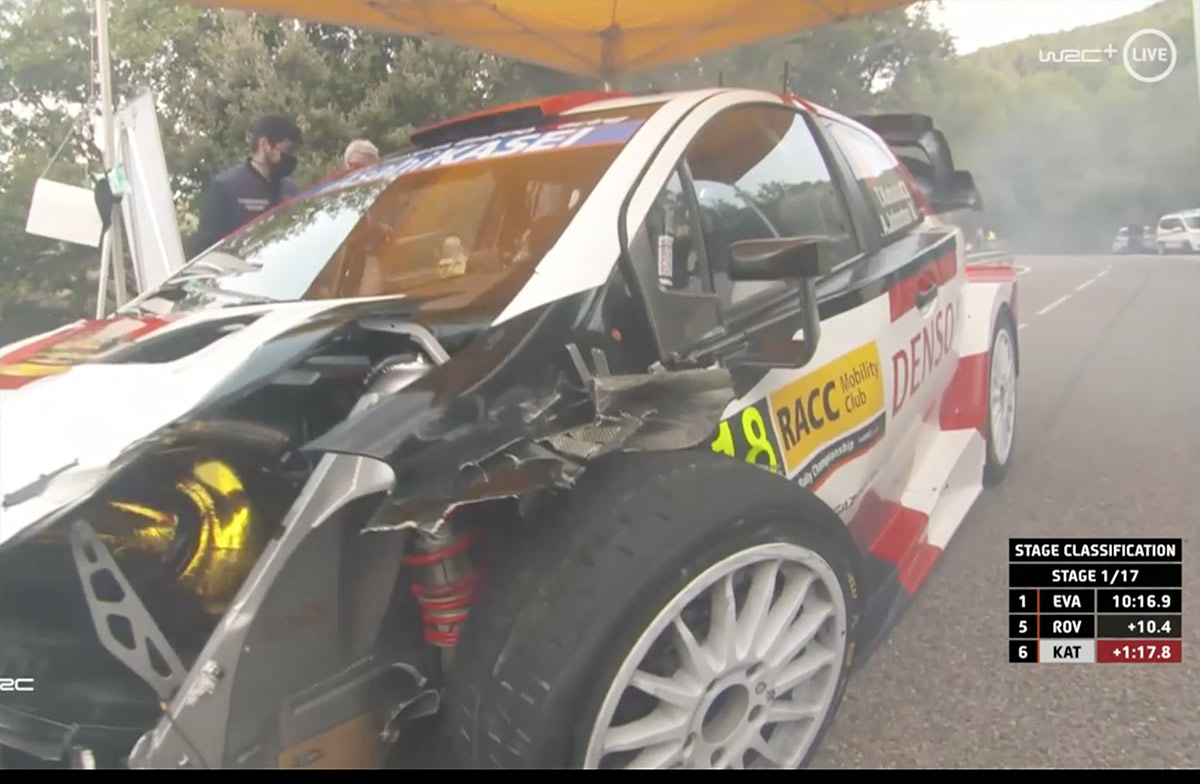 Toyota Yaris WRC Такамото Кацуты после аварии на СУ1, ралли Каталония 2021