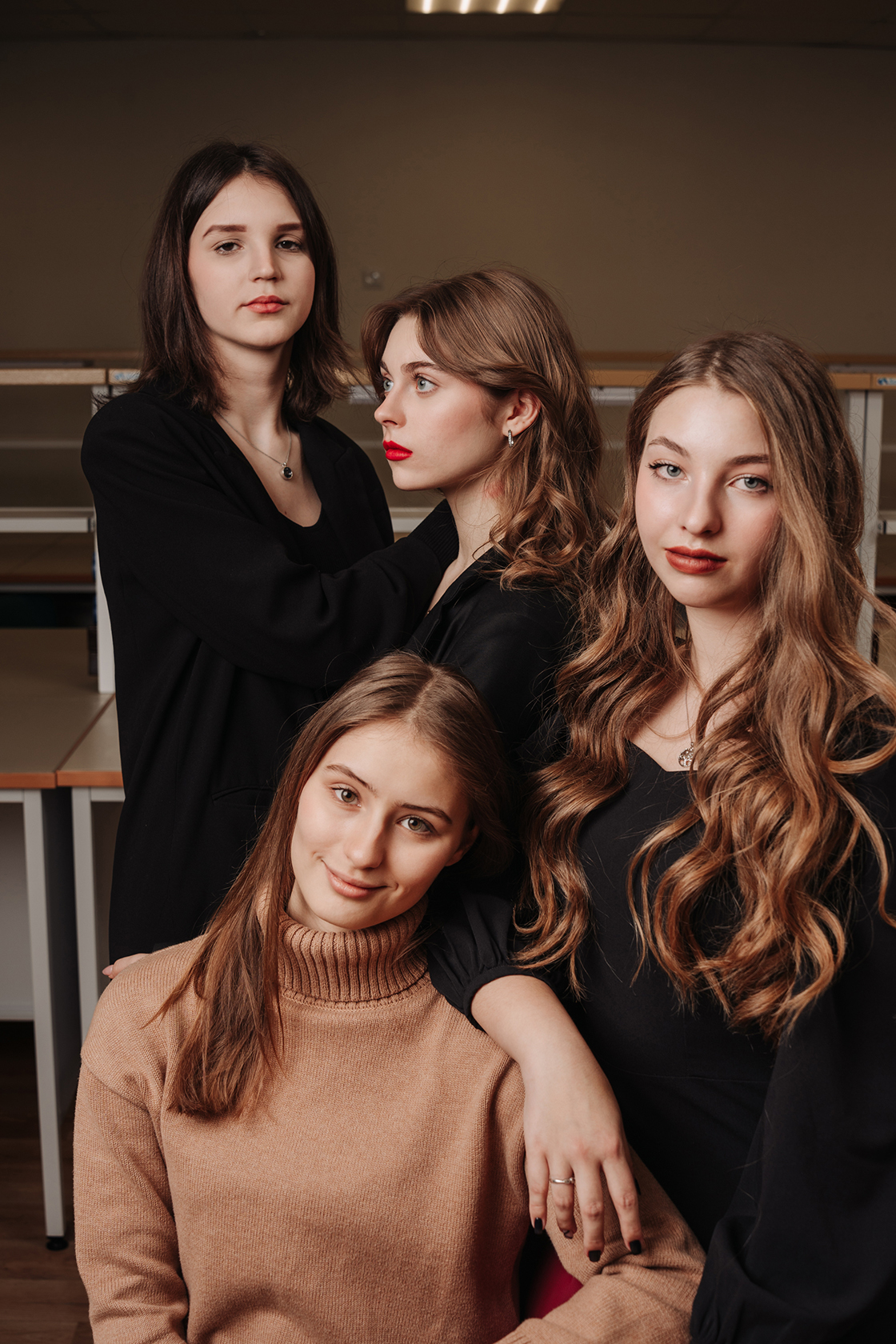 LYK BOOK - Выпускные альбомы в Москве и Московской области