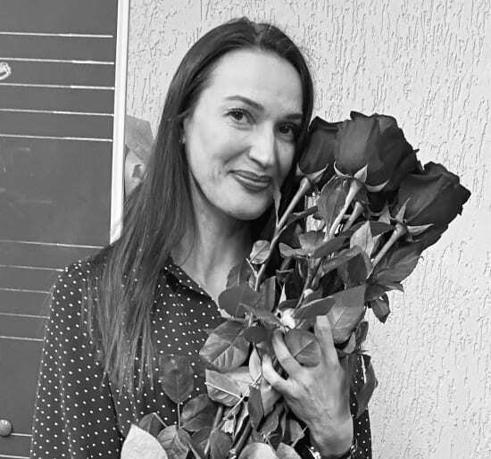 занятия по вокалу, современная хореография, денсхолл, творческие интенсивы, хип-хоп, эстрадная хореография, актерское мастерство, уроки игры на фортепиано, индивидуальный сольный проект, сонграйтинг, проектная группа