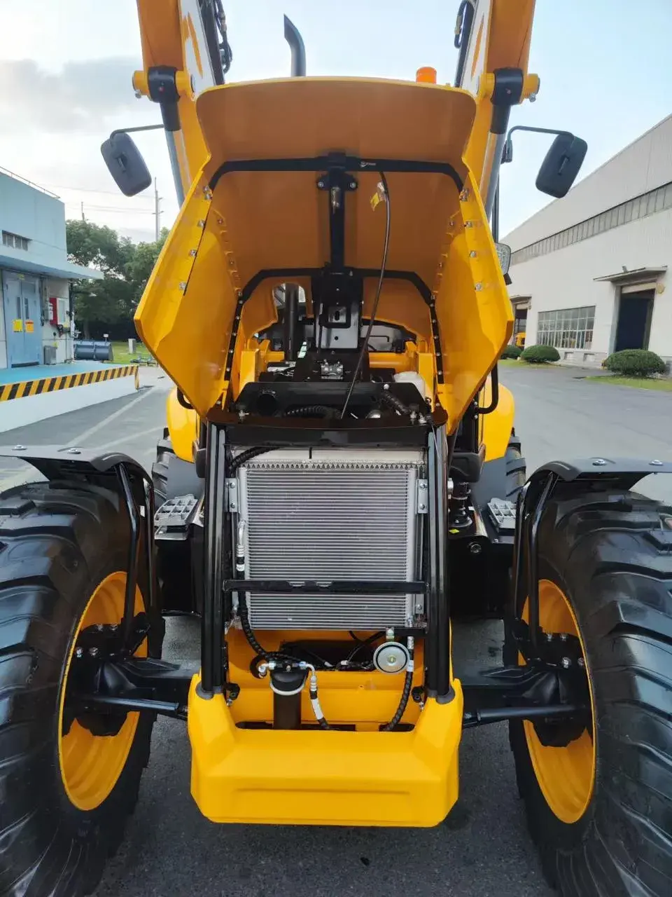 Экскаватор-погрузчик LONKING CDM 84C