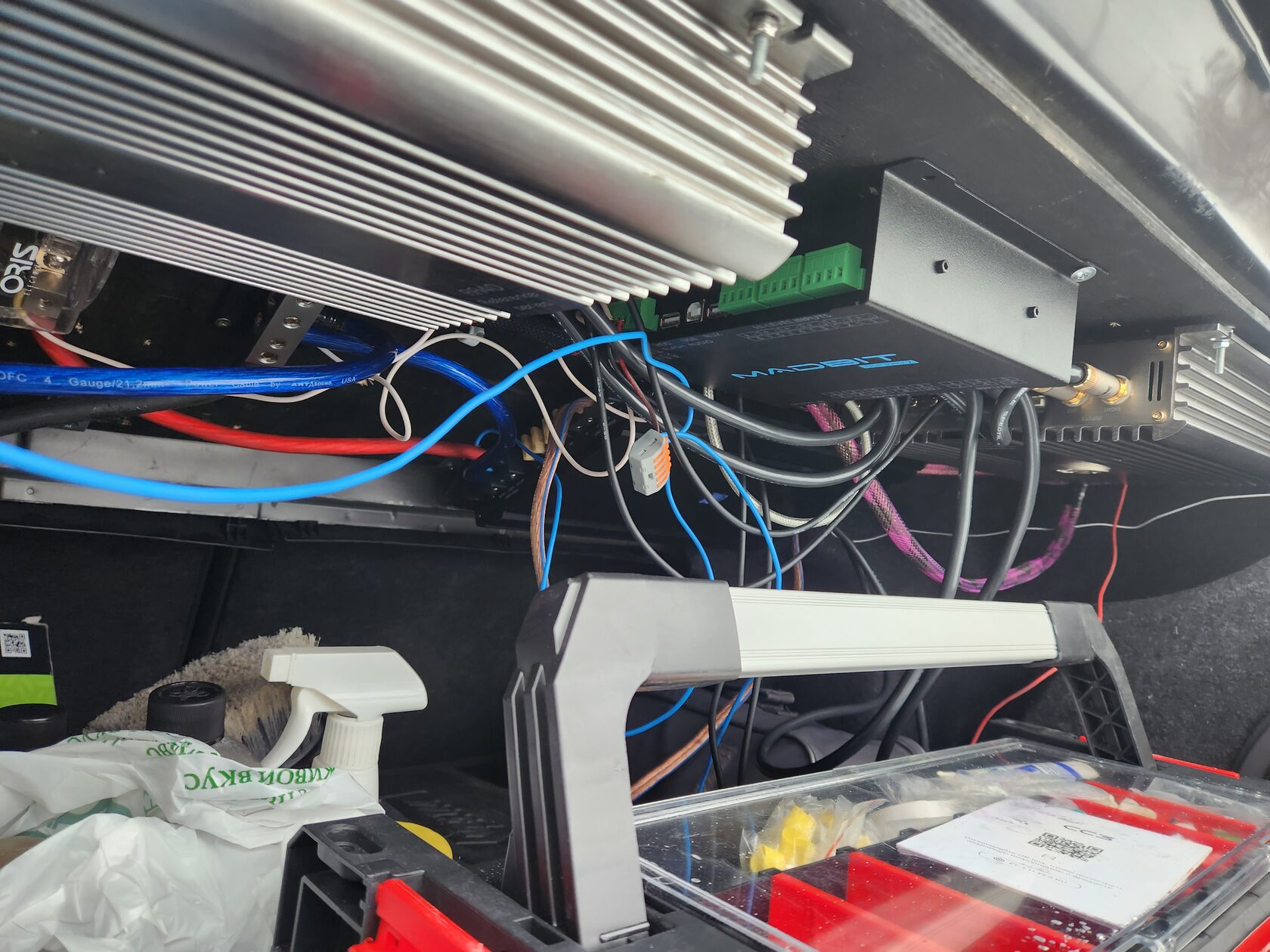 установка усилителей toyota camry xv40