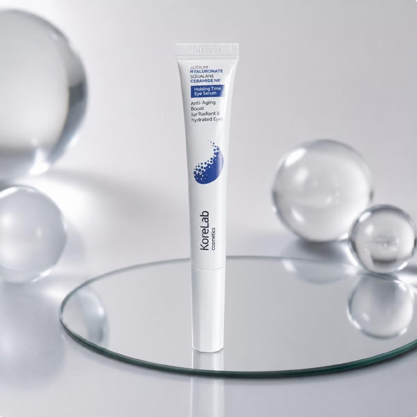 Holding Time Eye Serum на зеркальной подставке