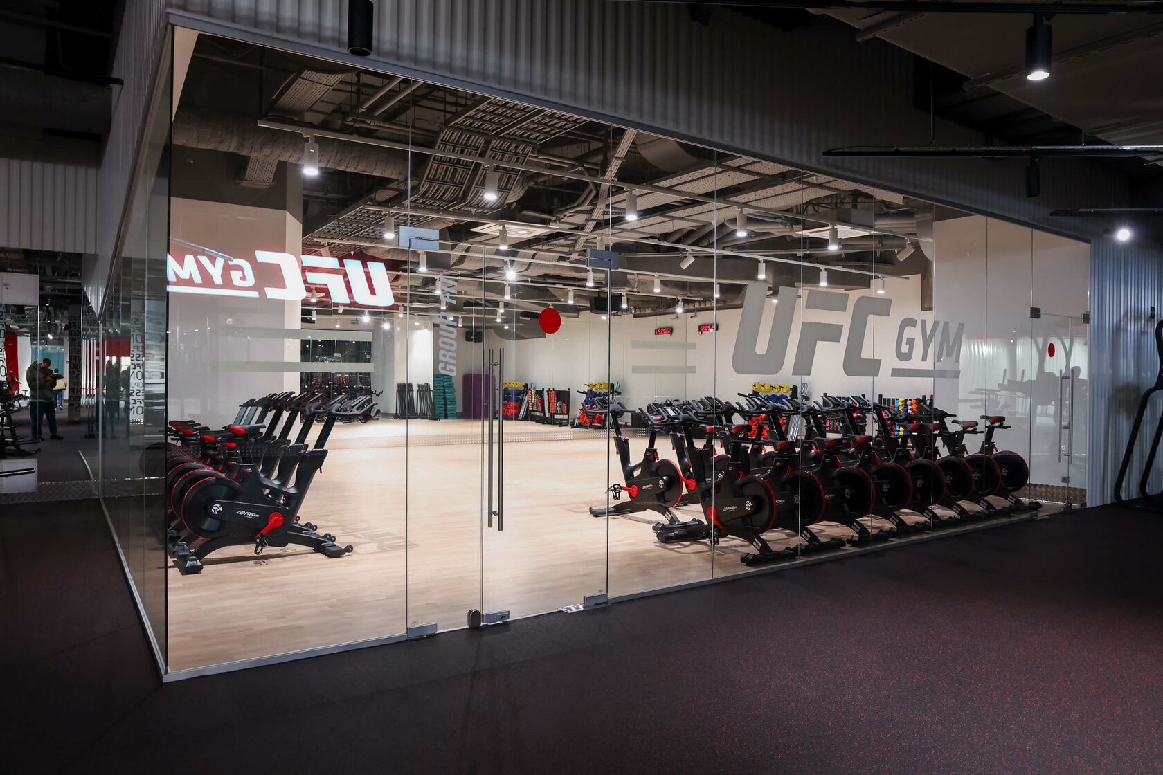 Фитнес-клуб UFC GYM Арена Плаза у метро Динамо и Петровский парк ...