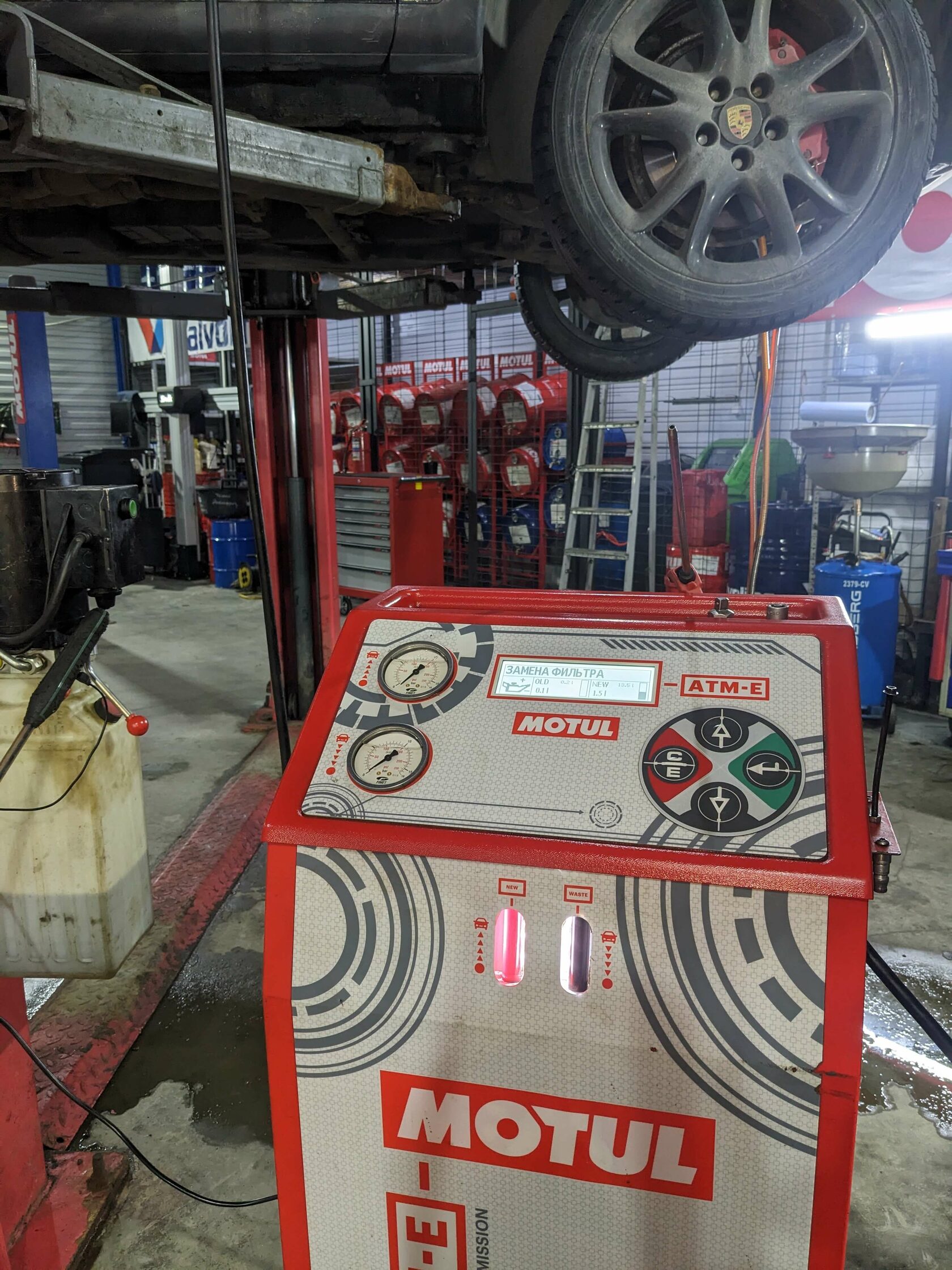 Установка Motul Evo для АКПП Porsche