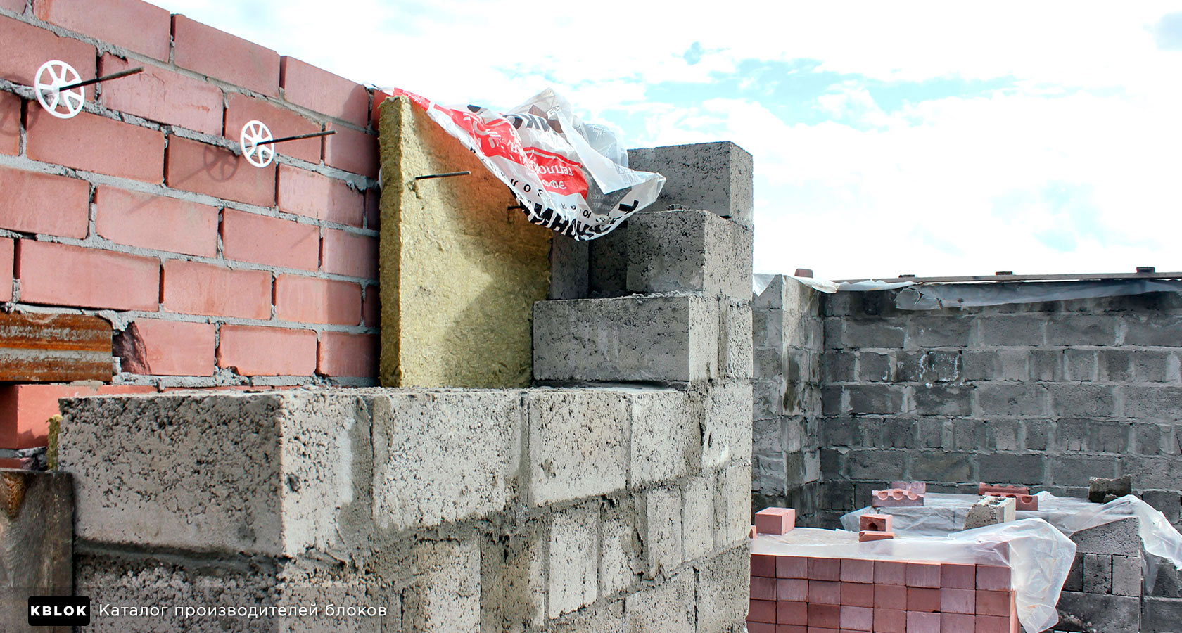 Строительство дома из керамзитобетонных блоков - плюсы и минусы
