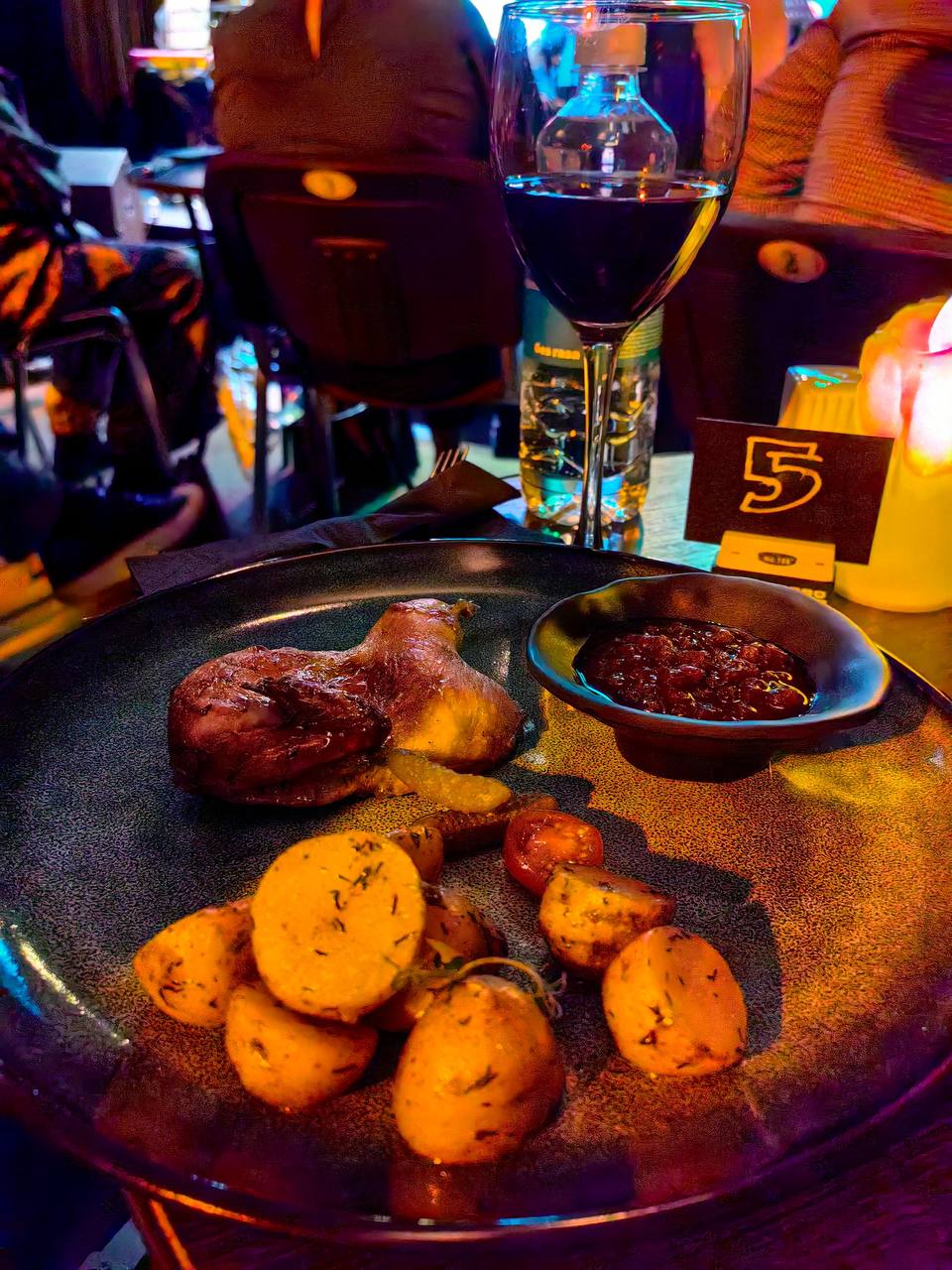 Дегустация вин на вечере «Четыре поэта»