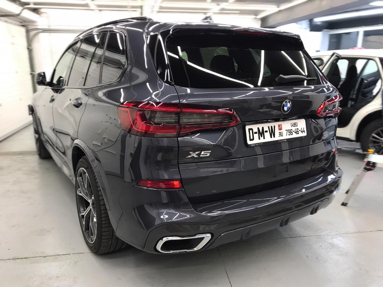 Сколько стоит оклейка авто пленкой?