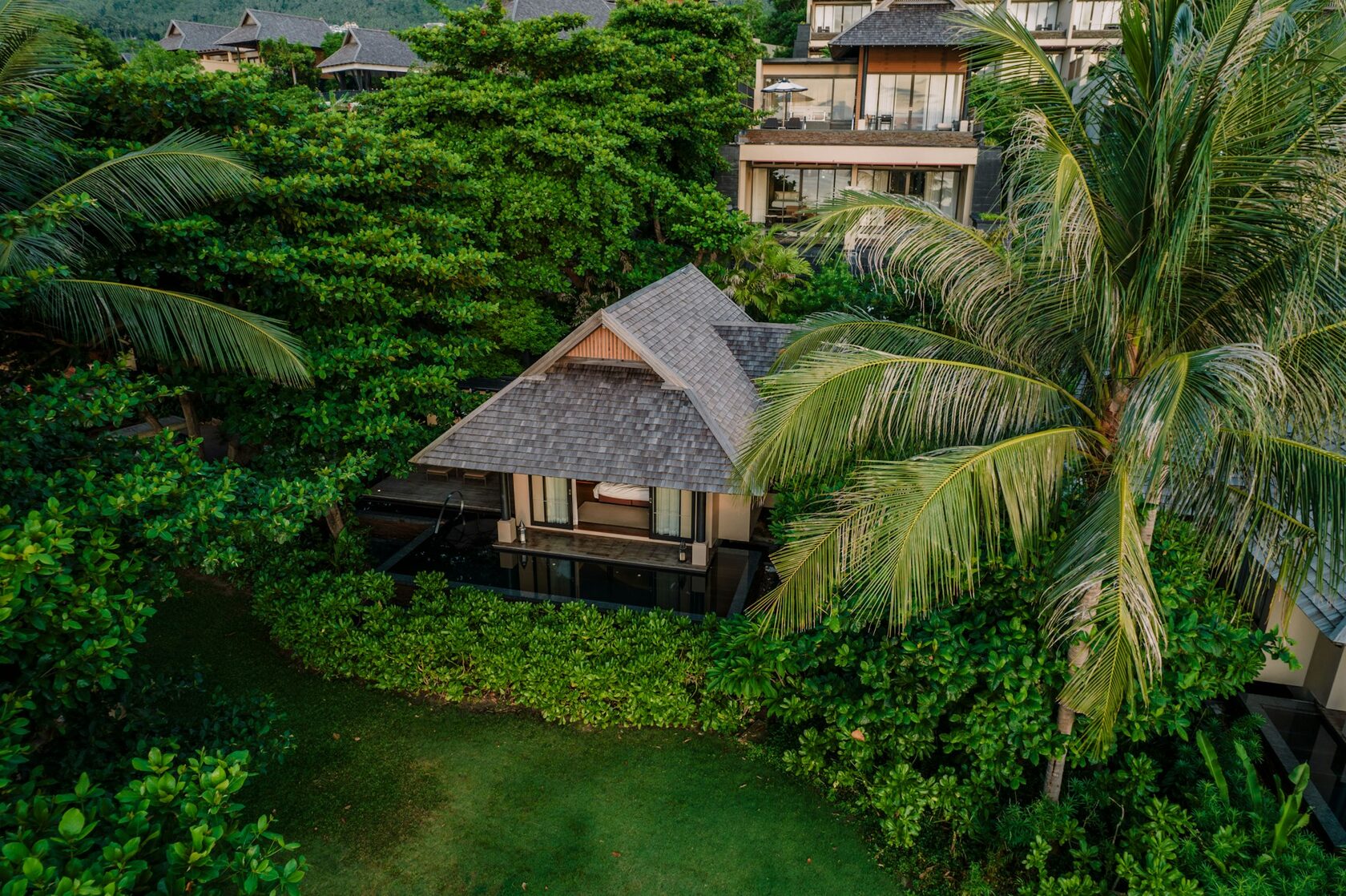 Resort residence with tropical pool setting in Phuket