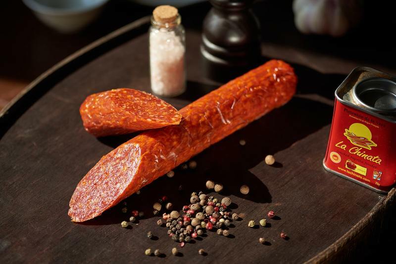 Колбаса пепперони - пикантная сыровяленая колбаса из свинины