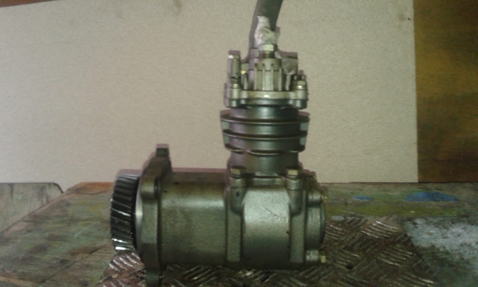 Компрессор воздушный для фронтального погрузчика ZL-30 двигатель Yuchai