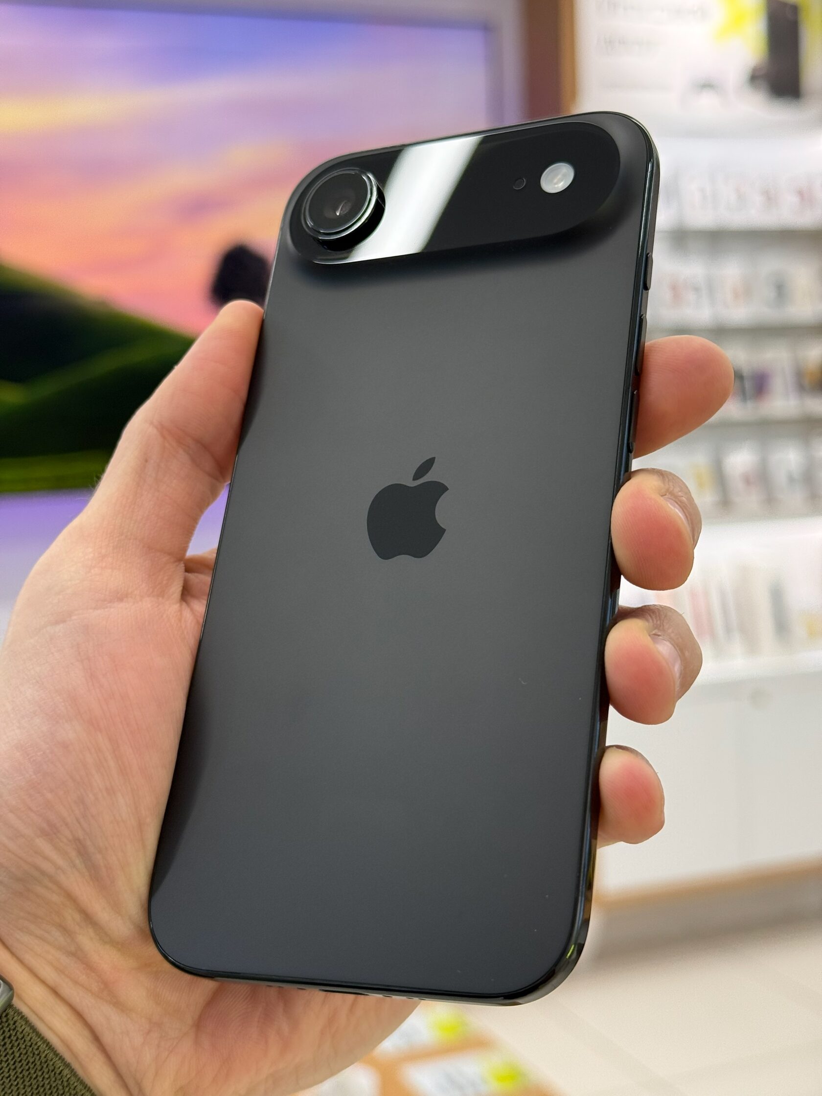 Профессиональные камеры в ультратонком корпусе