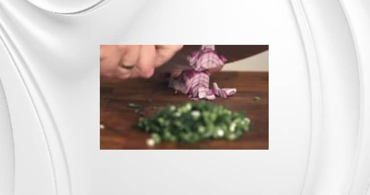 Приготовление шакшуки на сковороде по рецепту Ивлева: шаг 12