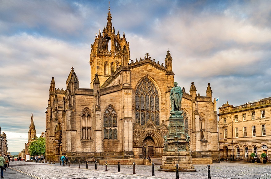 15 Best Tourist Attractions in Edinburgh