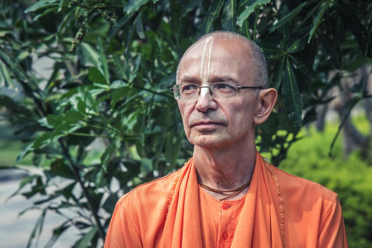 тунеев вадим михайлович. бхакти вигьяна госвами махараджа. бхакти вигьяна госвами махараджа. вадим тунеев. вадим тунеев.