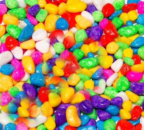 Разноцветные камешки для декора муравьиной фермы