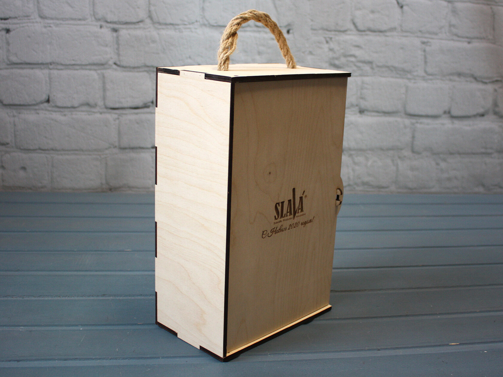 Коробки из фанеры на заказ. Упаковка из фанеры оптом.