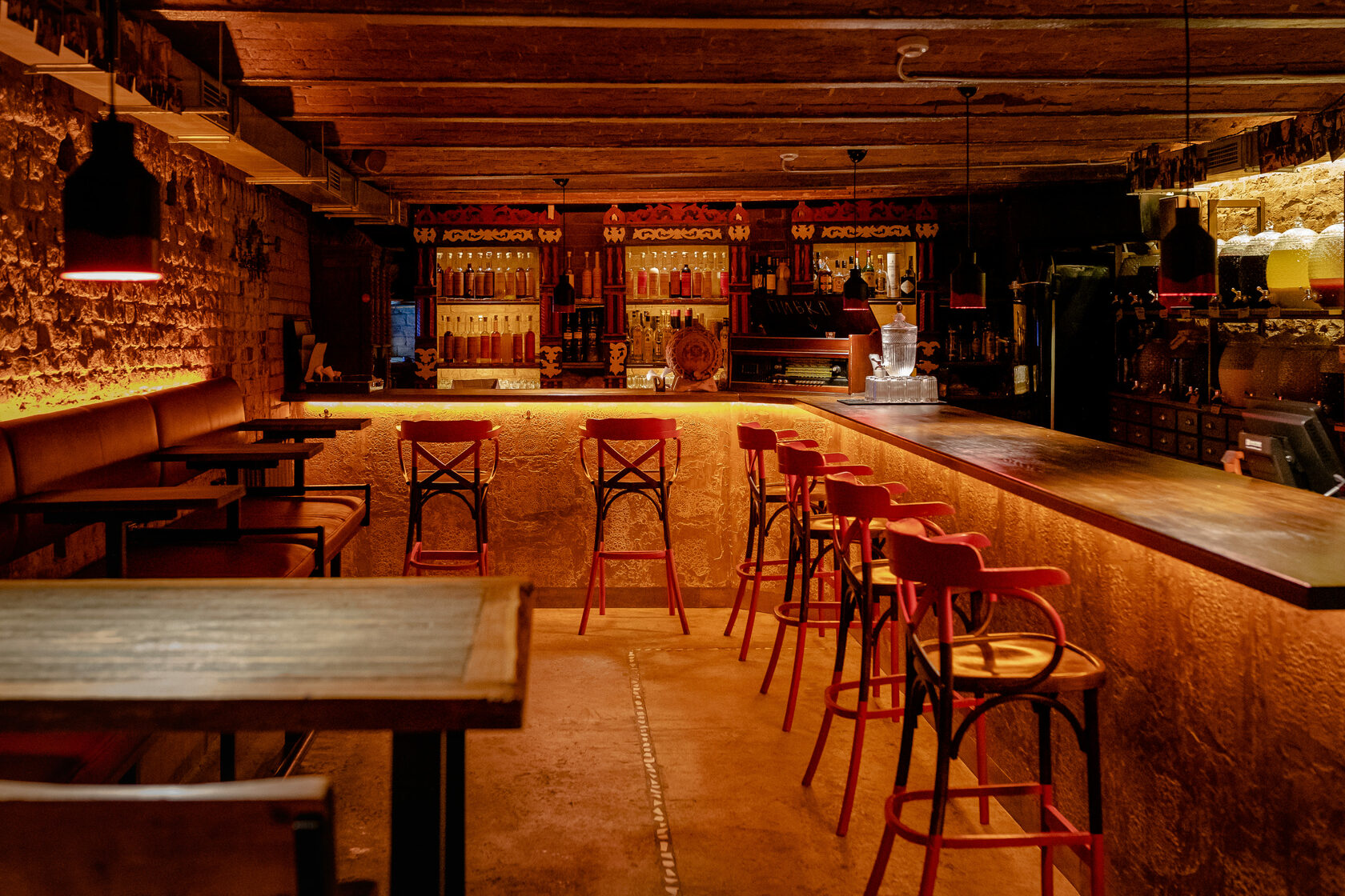 Рюмочная 9. Настоишная бар китай город. Рюмочная франшиза. Рюмочная цех ярославль. Рюмочная интерьер.