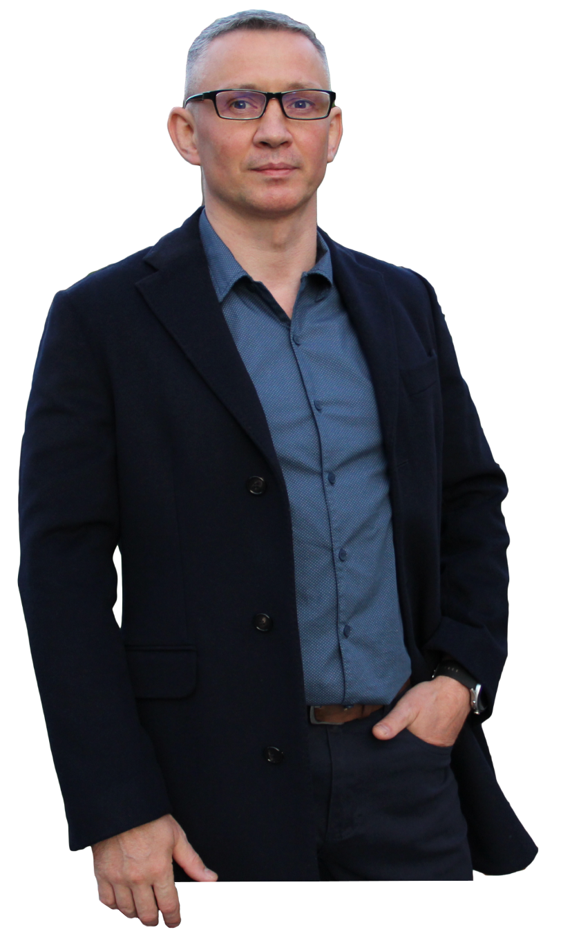 Мужчина психолог стоит