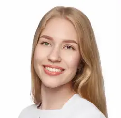 Фото: Шляхтина Ева Александровна — врач-ортодонт клиники LAV Dental