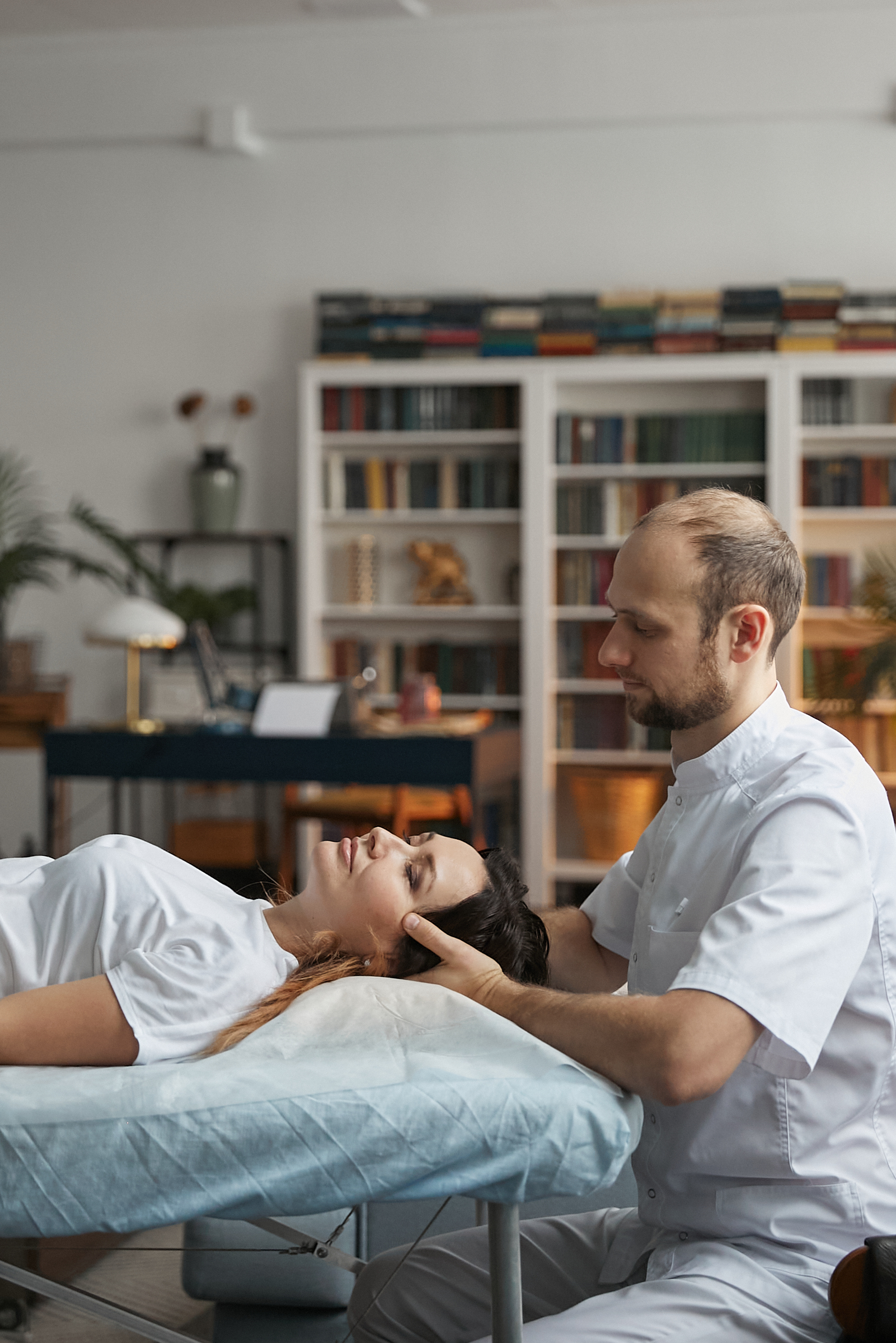 Доктор Кормишин - невролог-остеопат, кинезиолог, гипнотерапевт ...