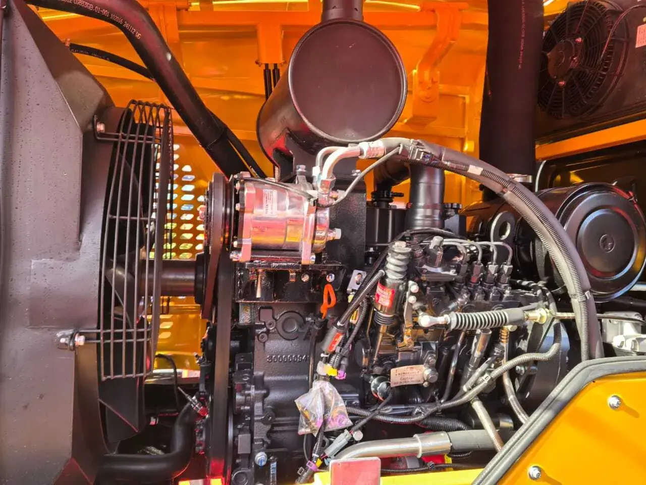 Фронтальный погрузчик LONKING LG 833GB