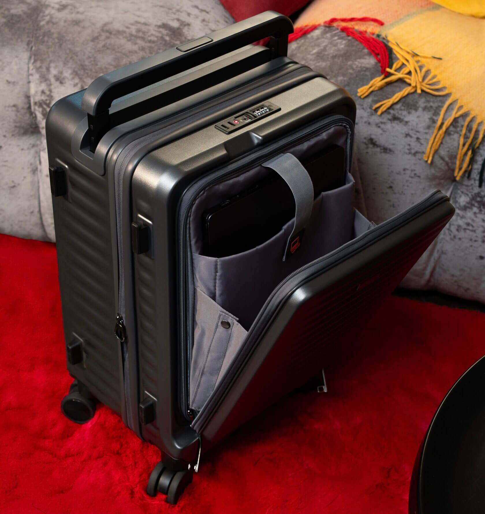 Смарт чемодан для командировок