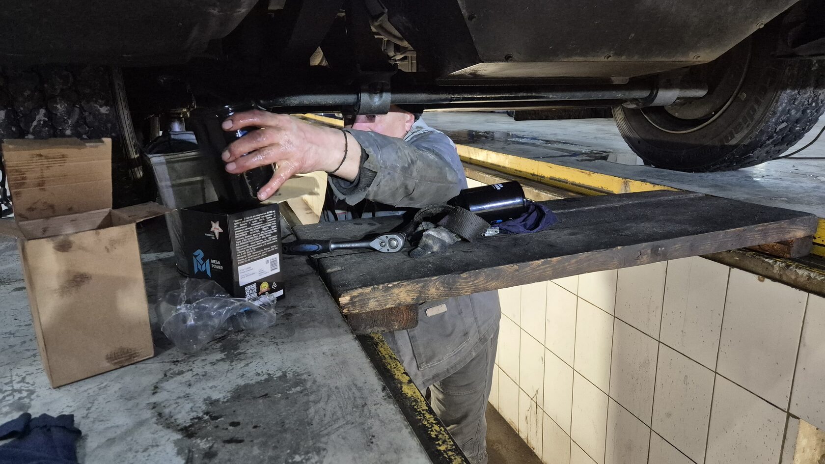 Замена масла автобуса ПАЗ Вектор